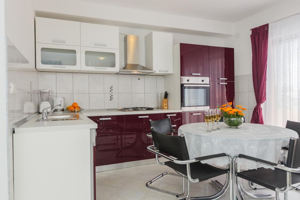 Apartment Anna Kaštela Eksteriør billede