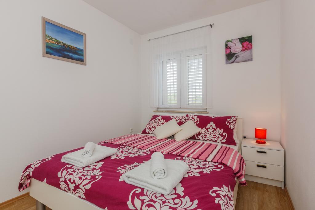 Apartment Anna Kaštela Eksteriør billede