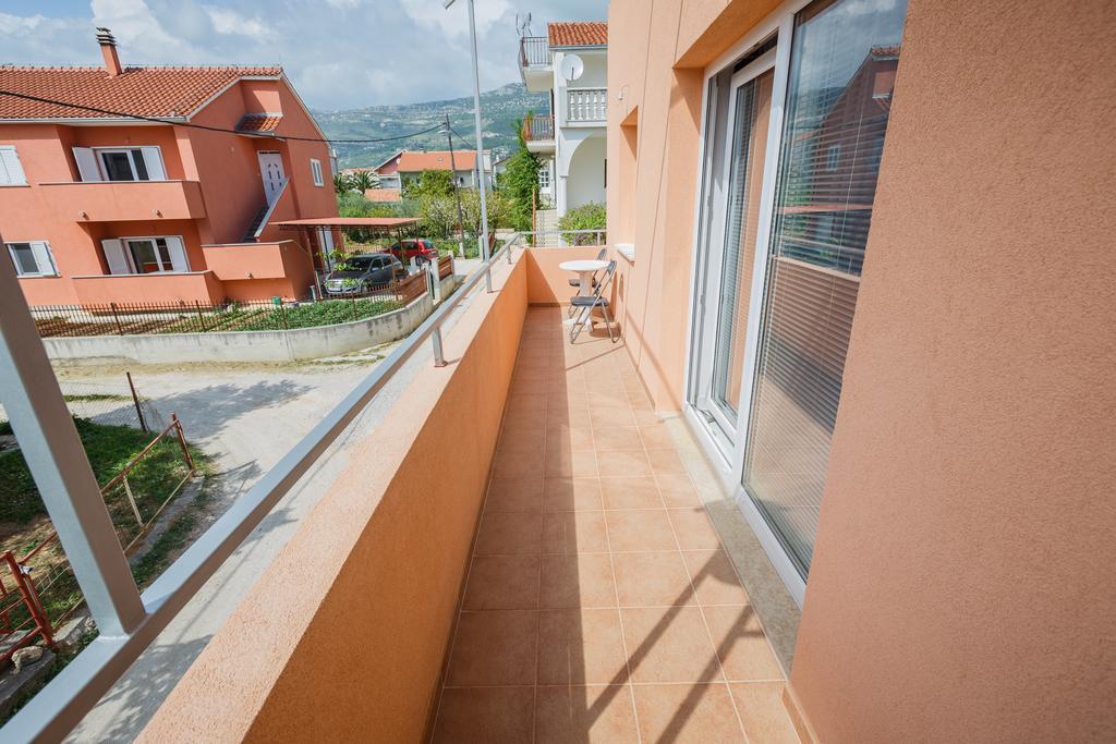 Apartment Anna Kaštela Eksteriør billede